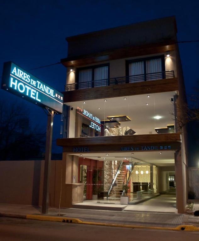 Hotel Aires De Tandil Exterior foto